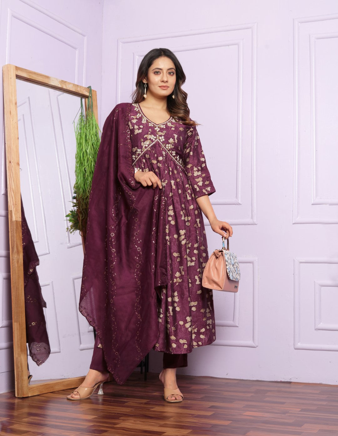 Buy Women's Fashionable Alia Cut Kurtas Set Online 