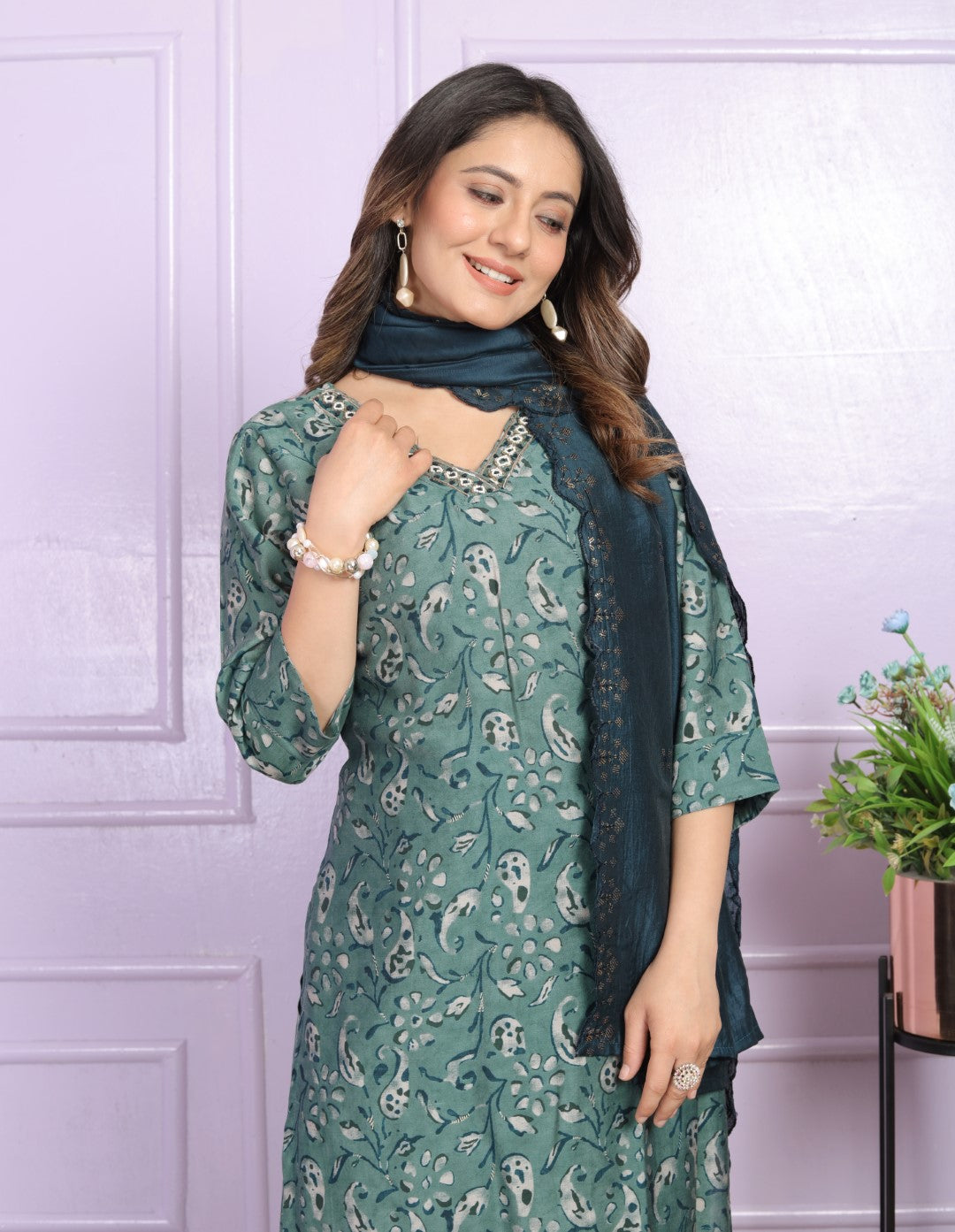 Buy Rama Green Modal Silk V-Neck Dupatta Set Outfit Online