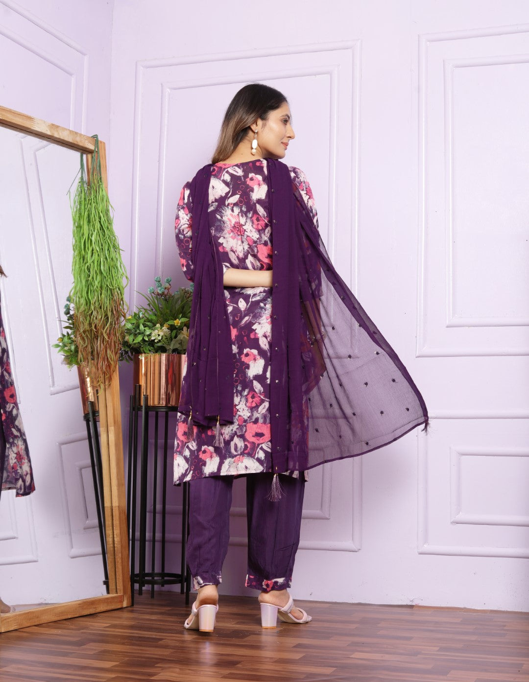 Floral Muslin Afghani Pant Set with Dupatta | Vaanya Kurtis