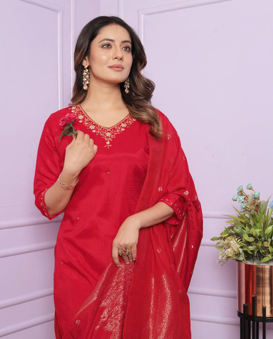 Buy Festive Red Muslin Pant Outfit Set Online | Vaanya Kurtis