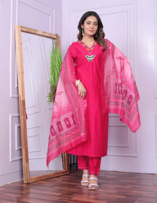 Buy Straight Pant Set Online with V-Neck Kurta | Vaanya Kurtis