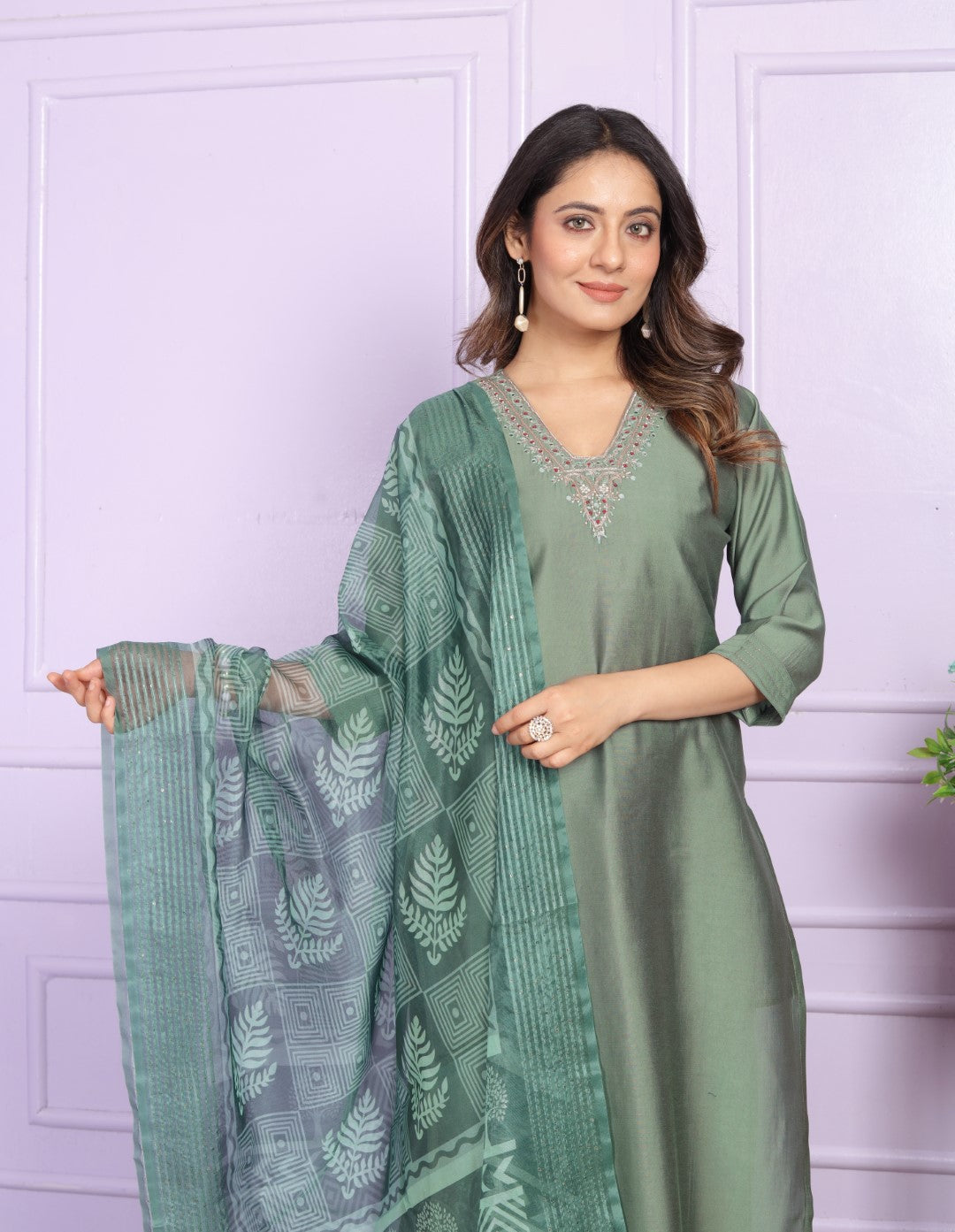 Buy Stylish V-Neck Kurta with Pant Set Online | Vaanya Kurtis