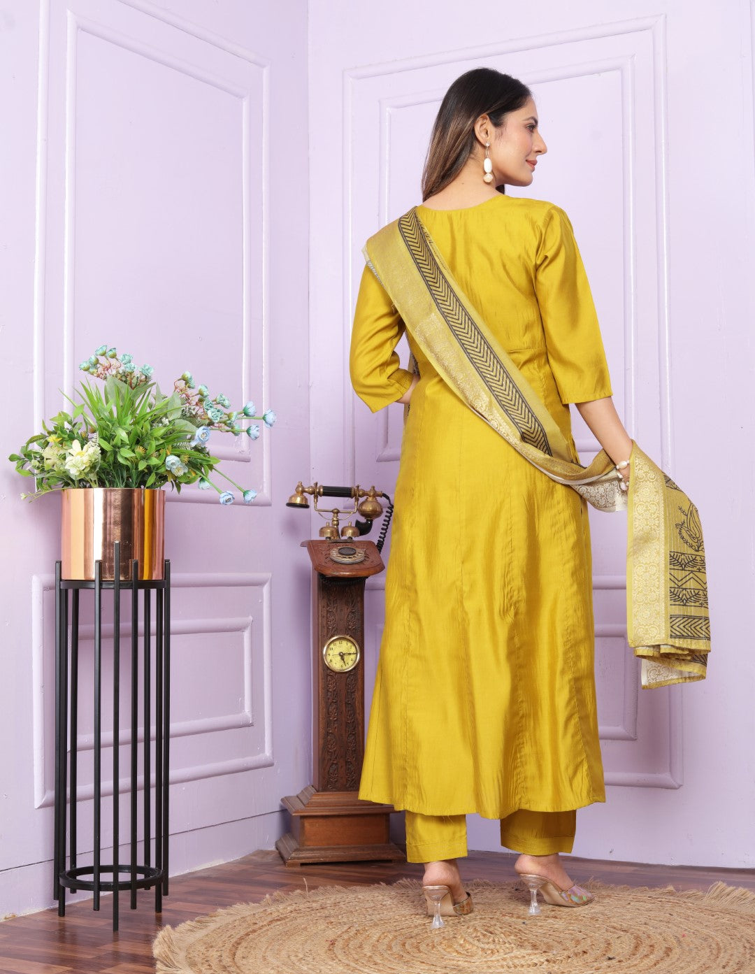 Shop Yellow Kurta With Side Cut Pants Online - Vaanya Kurtis