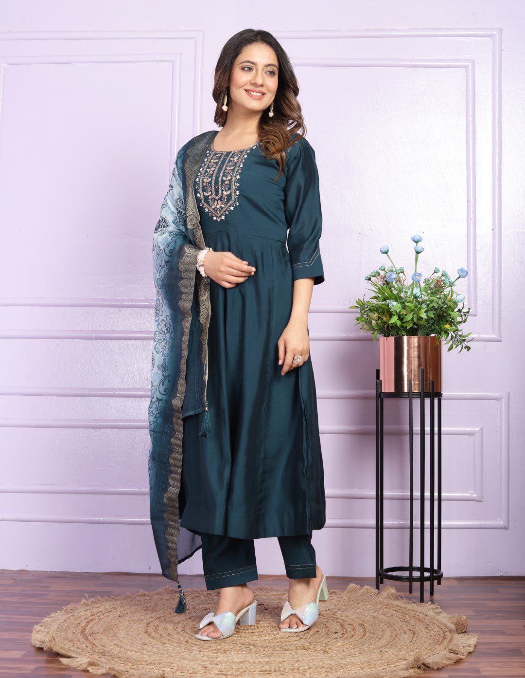 Shop Vaanya Kurtis Stylish Navy Blue Pant Set Online