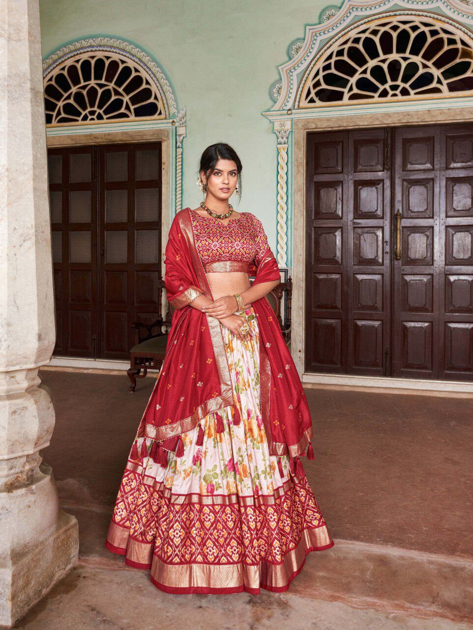 Traditional Lehenga Set Lehenga Vaanya Kurtis 