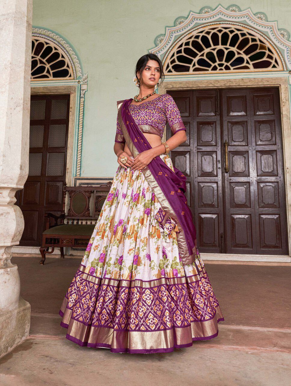 Traditional Lehenga Set Lehenga Vaanya Kurtis 