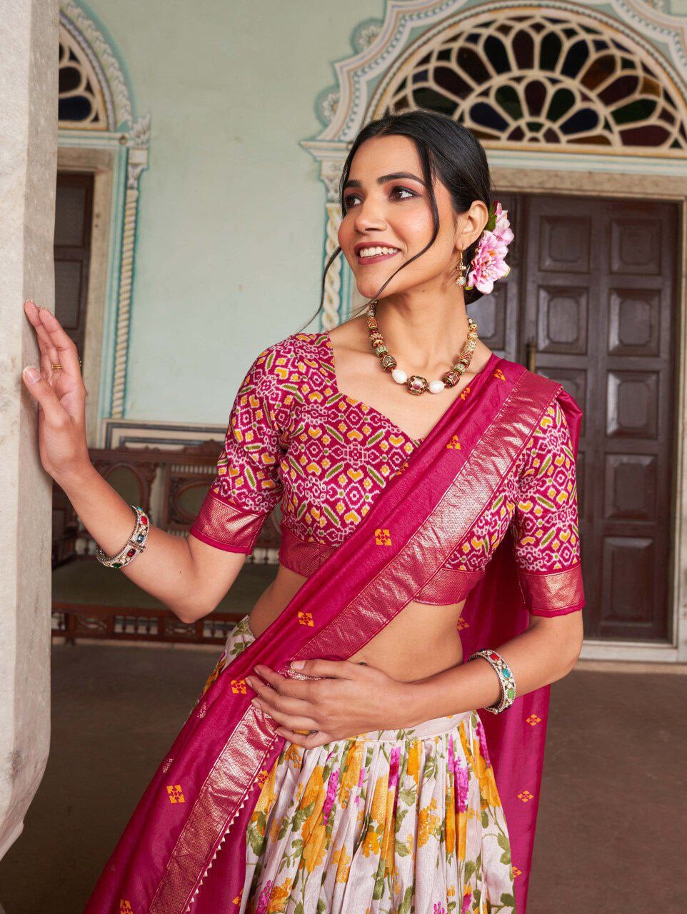 Traditional Lehenga Set Lehenga Vaanya Kurtis 