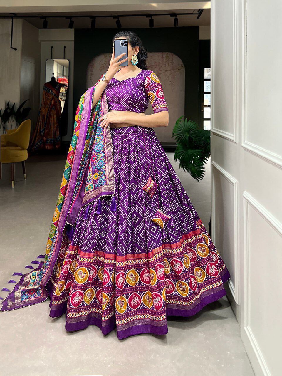 Festive Bandhani Lehenga Set Lehenga Vaanya Kurtis 