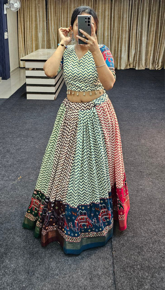 Fashionable Lehenga Set