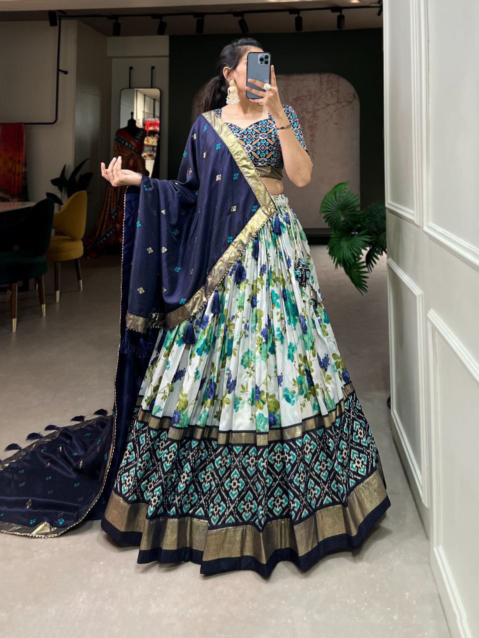 Floral Patola lehenga Set