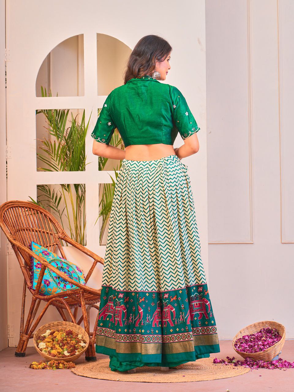 Buy Gorgeous Green Co-Ord Lehenga Set Online | Vaanya Kurtis