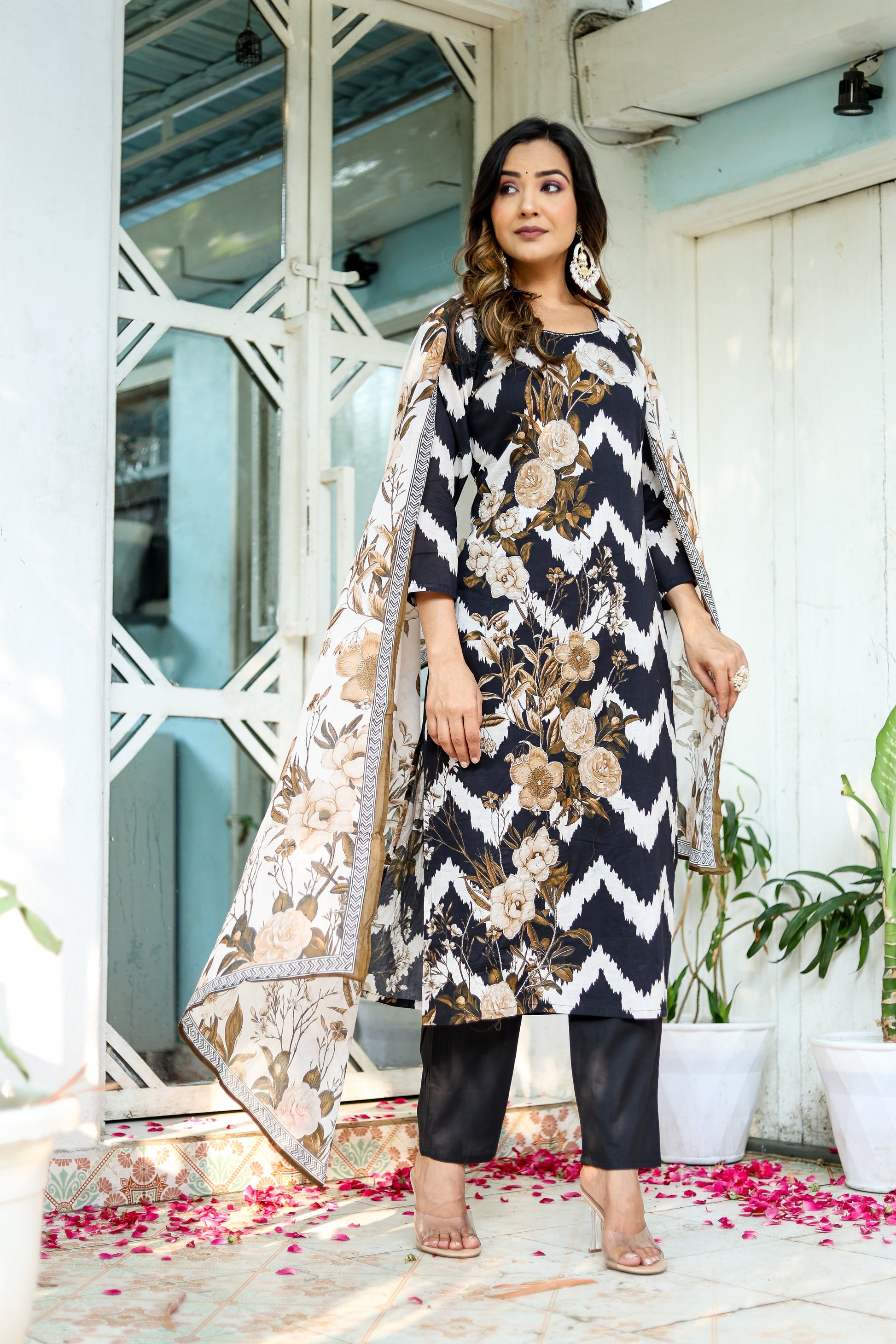 Buy Black Cotton Digital Print Pant Set | Vaanya Kurtis