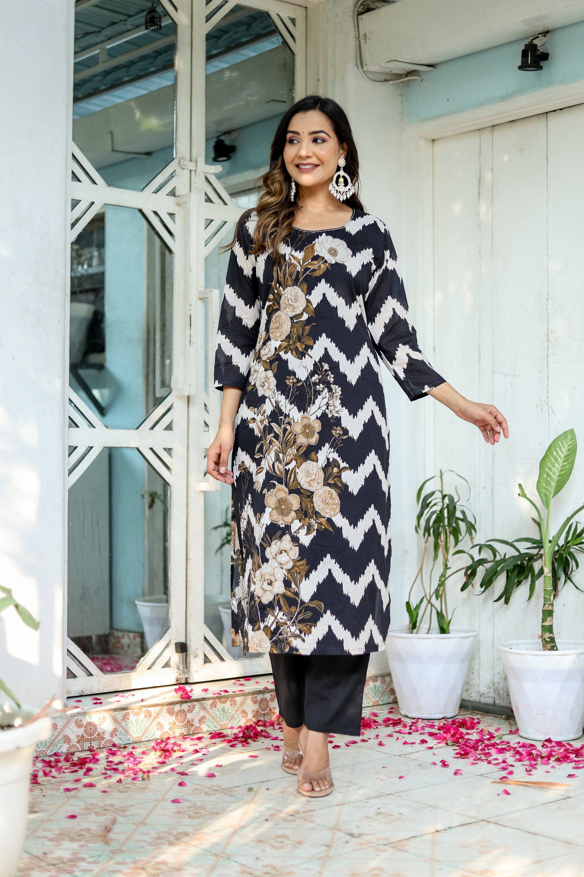 Buy Black Cotton Digital Print Pant Set | Vaanya Kurtis