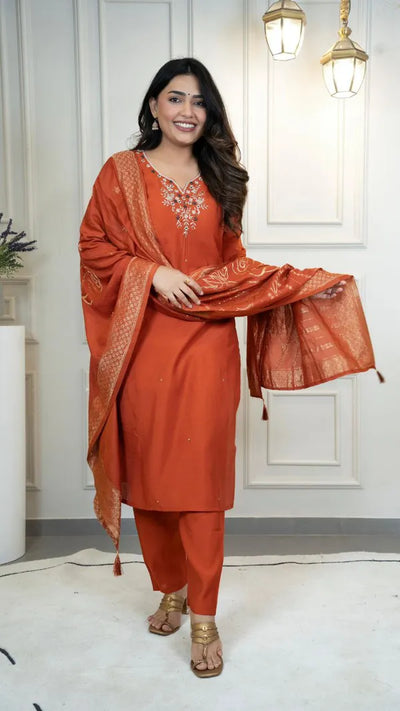 Elegant Roman Silk Suit For Women